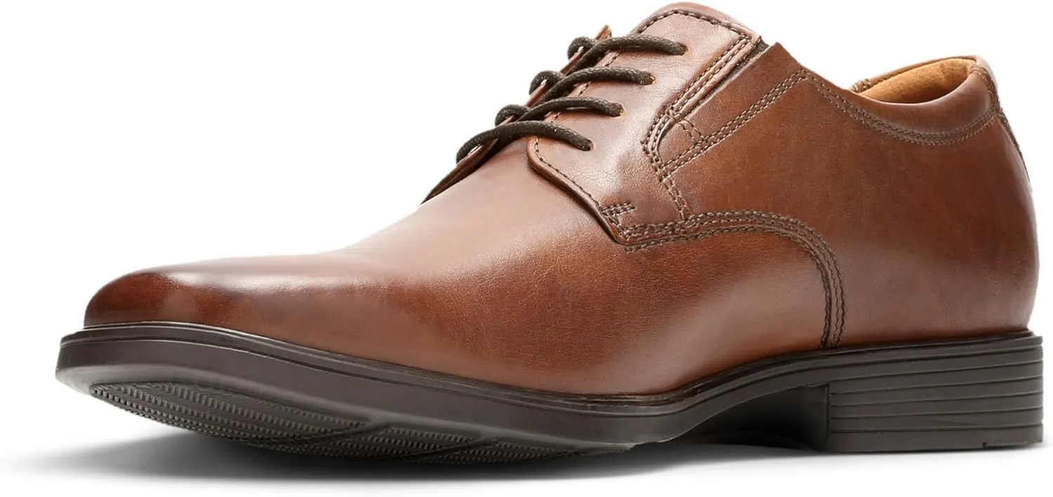Clarks Men's Tilden Plain Derby