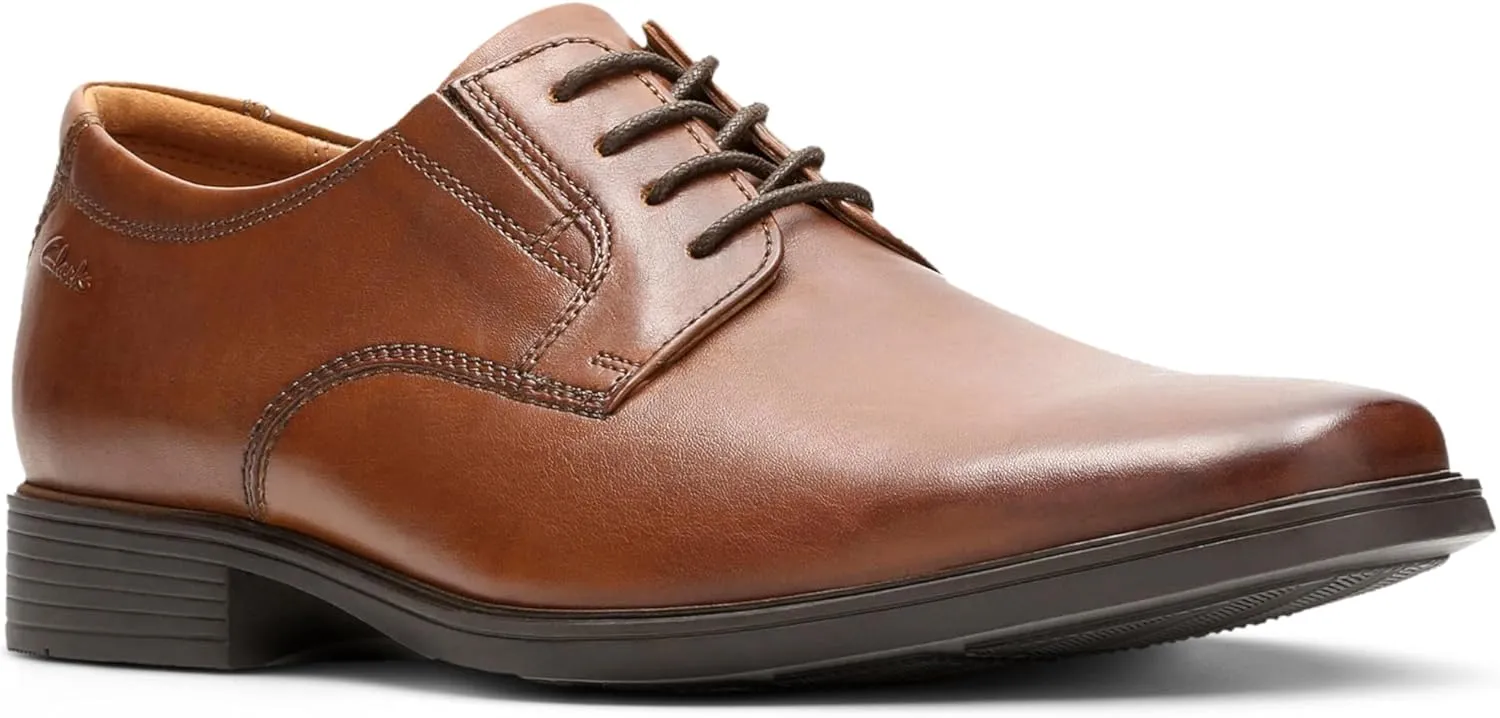 Clarks Men's Tilden Plain Derby