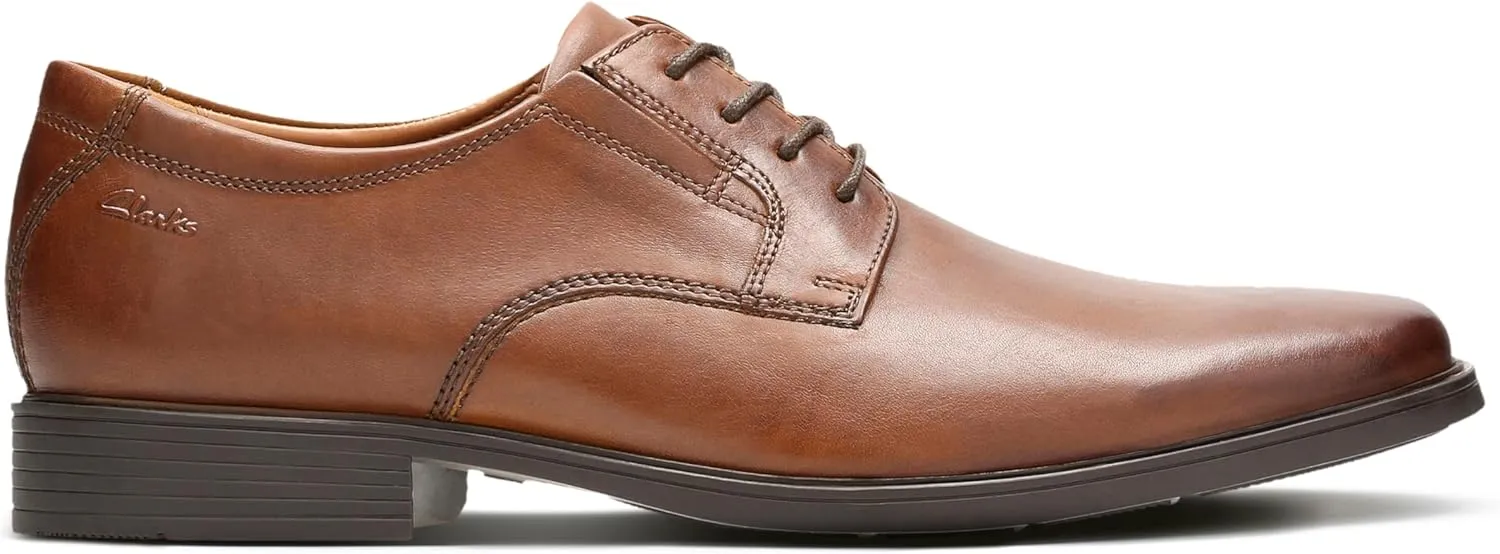 Clarks Men's Tilden Plain Derby