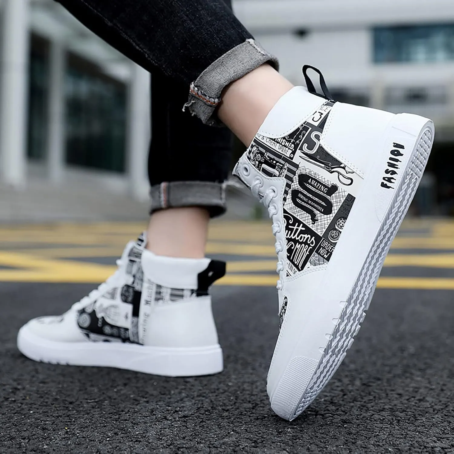 Fashion Sneakers Comfortable Men Shoes High Top Fashion Casual Shoes for Walking Lace Up Sports
