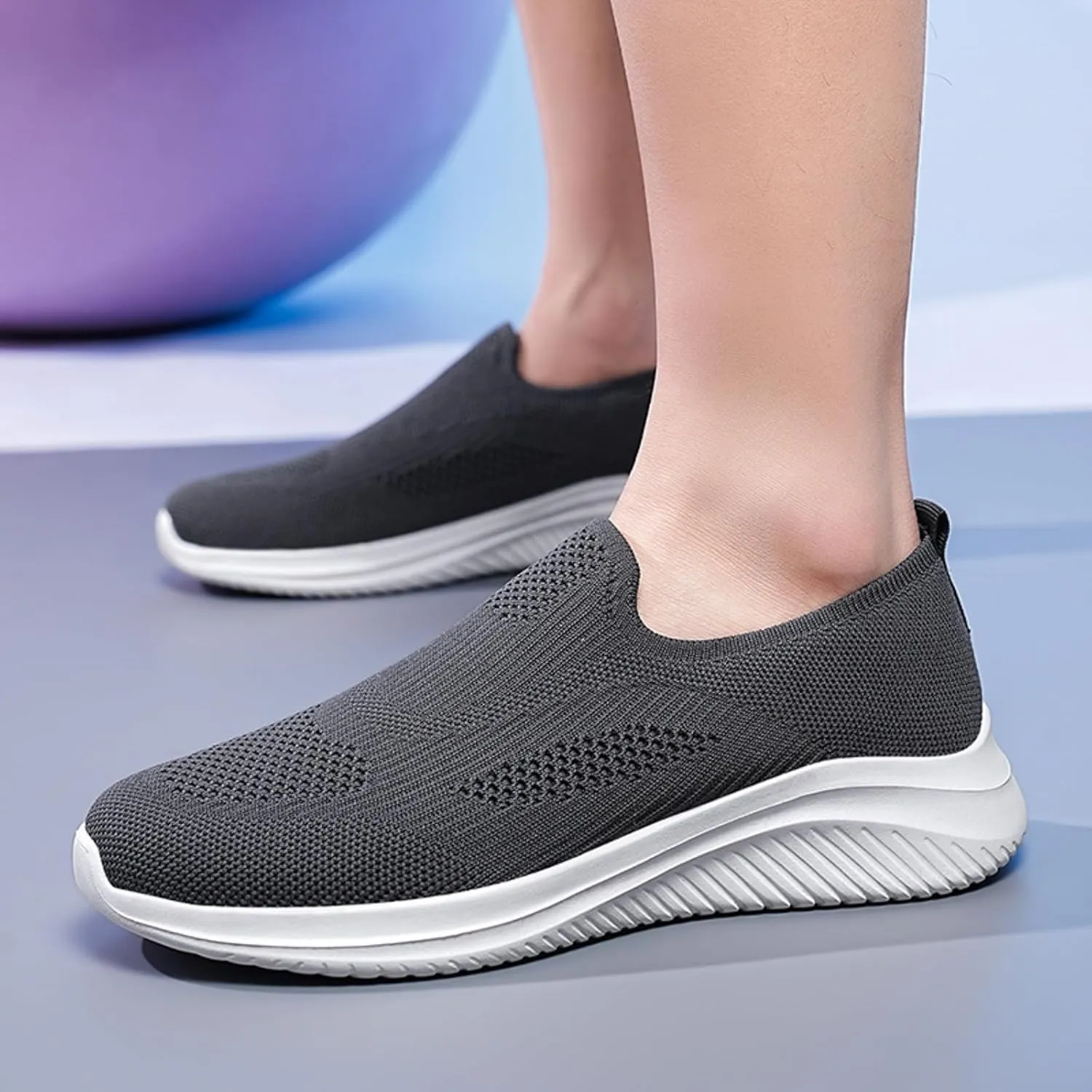 Men Sports Shoes Fashionable New Pattern Simple Solid Color Comfortable Flat Bottom Shoes Mens Sneaker