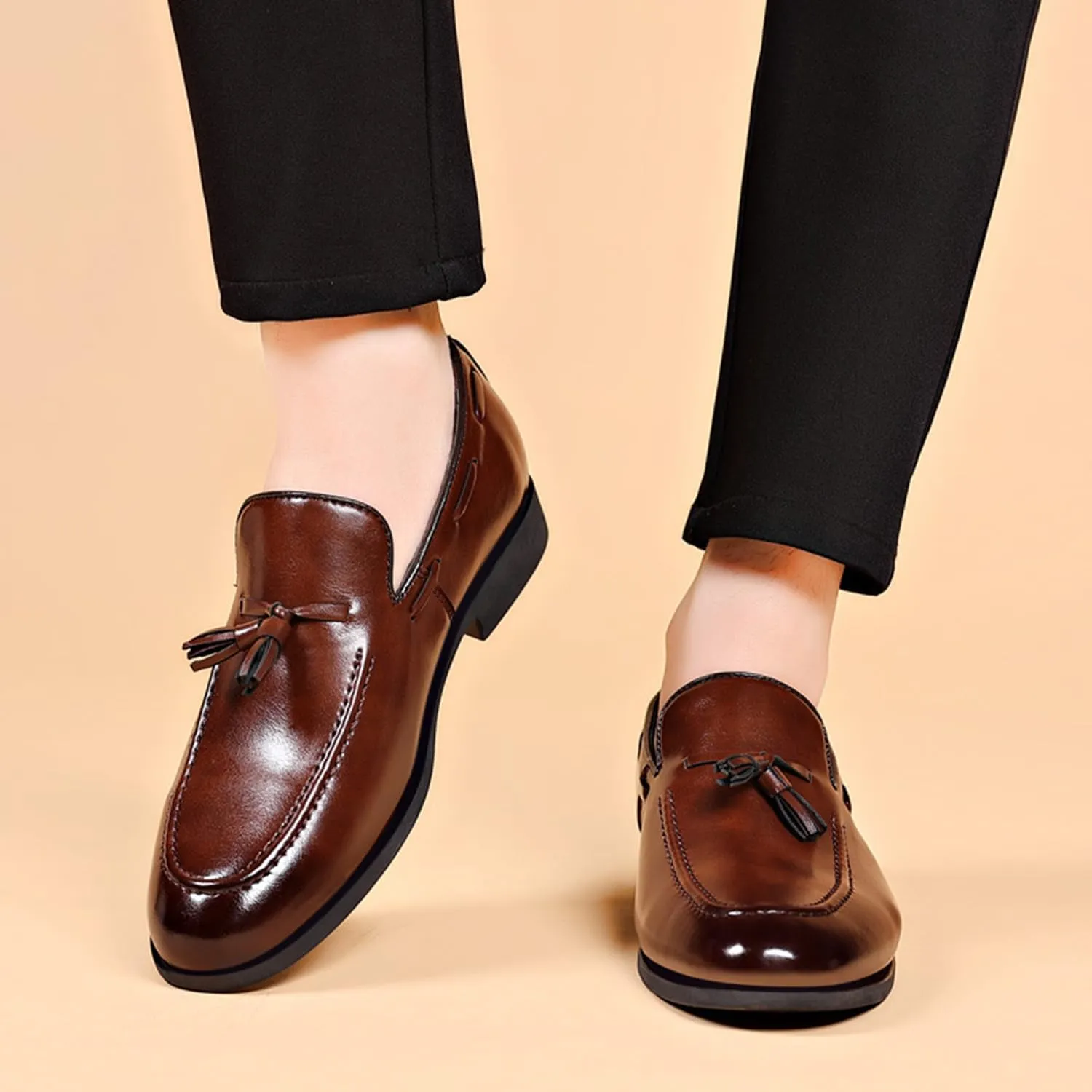 Men's Dress Loafers Oxfords Shoes Comfy Moccasin Slip-On Driving Flats with Tassels Formal Business Shoes