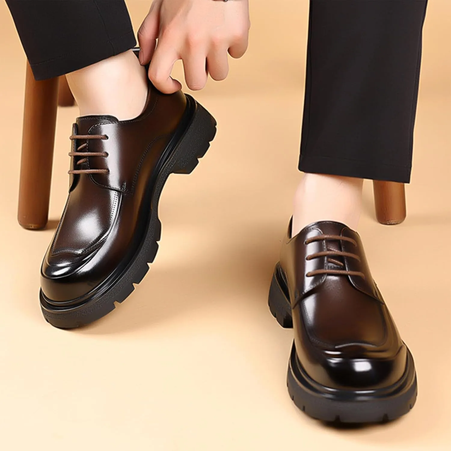 Men's Fashion Genuine Leather Wingtip Dress Oxford Shoes Retro Round Toe Comfortable Lug Sole Non-Slip Lace-Up Dress Shoes Business Work Shoes