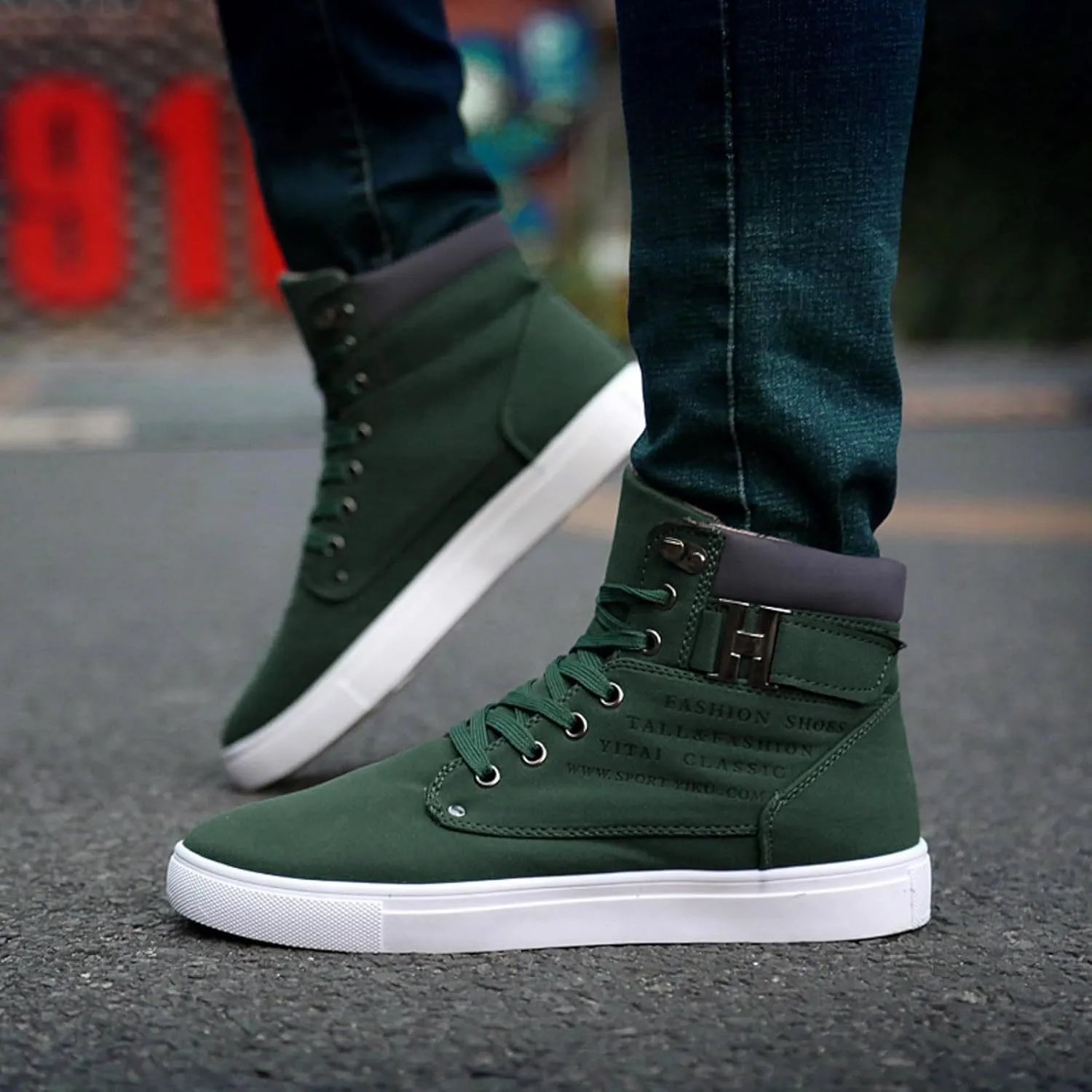 Men's High Top Sneakers Retro Casual Lace Up Sport Shoes Comfort Flat Bottom Walking Boots Outdoor Men's Boots Size 15