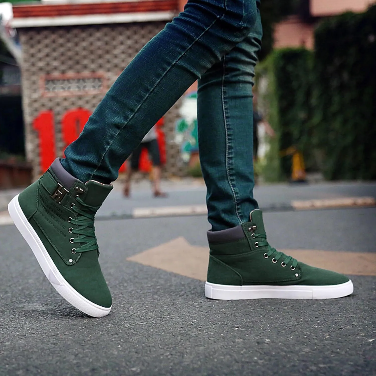Men's High Top Sneakers Retro Casual Lace Up Sport Shoes Comfort Flat Bottom Walking Boots Outdoor Men's Boots Size 15