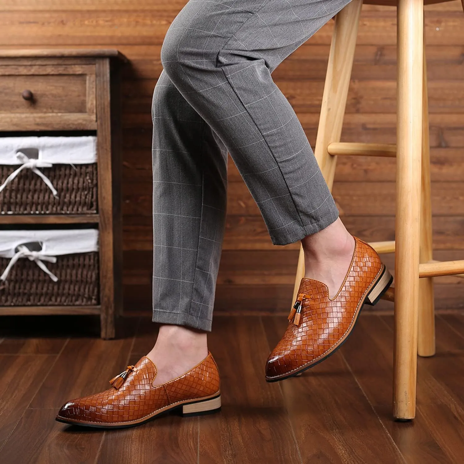 Men's Loafers Dress Shoes with Tassels Formal Oxfords Slip On Moccasin Driving Shoes Business Wedding Shoes
