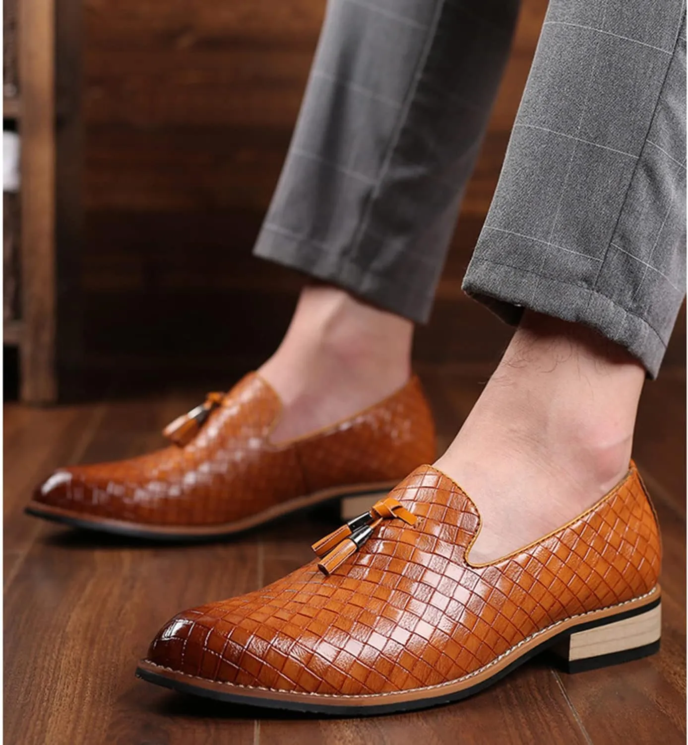 Men's Loafers Dress Shoes with Tassels Formal Oxfords Slip On Moccasin Driving Shoes Business Wedding Shoes