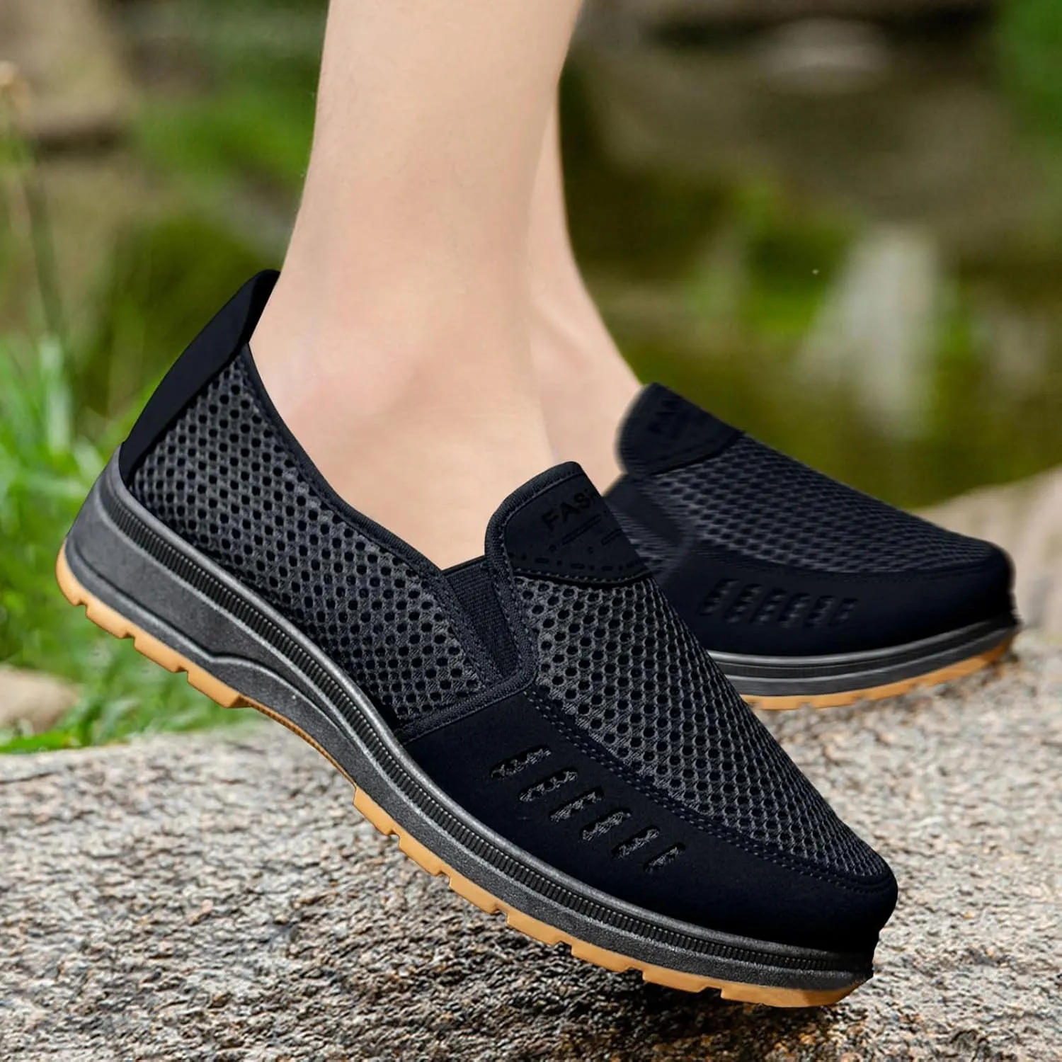 Men's Non Slip Barefoot Minimalist Shoes Casual Sneaker Mesh Breathable Walking Shoe Lightweight Barefoot Shoes