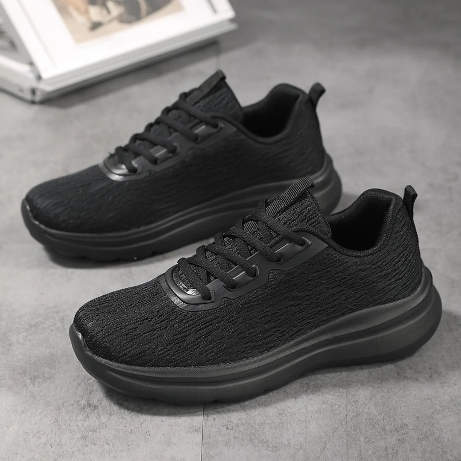 Men's Non Slip Tennis Sneakers Lightweight Breathable Walking Shoe Gym Tennis Non Slip Work Sport Shoes for Men