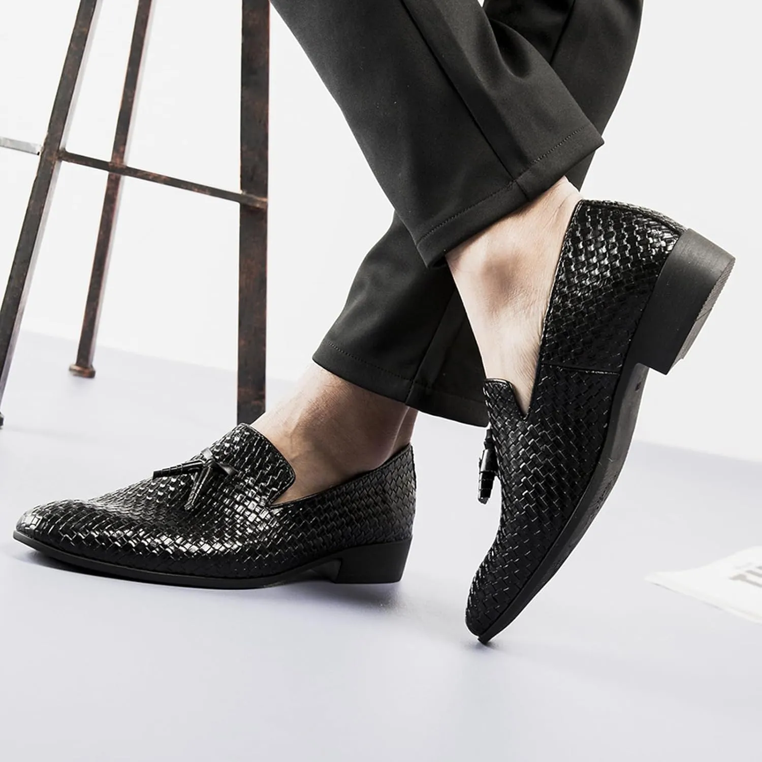 Men's Woven Tassel Loafers Round Toe Casual Leather Shoes Fashion Slip On Walking Dress Shoes for Men