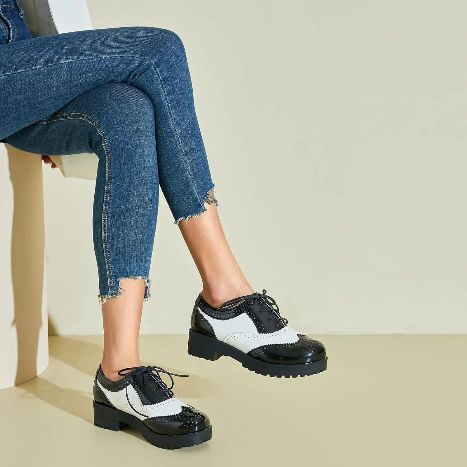 SHEMEE Patent Leather Chunky Mid Heels Wingtip Oxfords Lug Sole Brogues Platform Saddle Shoes for Women