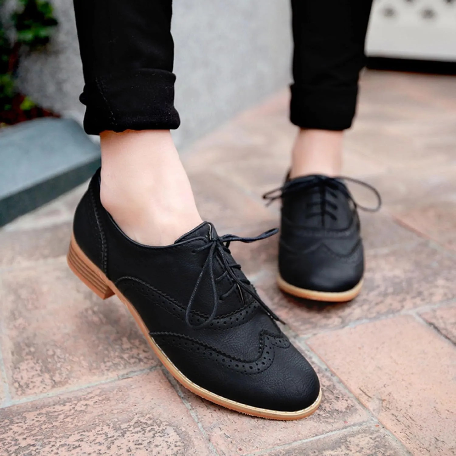 Vintage Wingtip Oxfords Chunky Low Heels Brogues Lace Up Round Toe Pump Dress Shoes