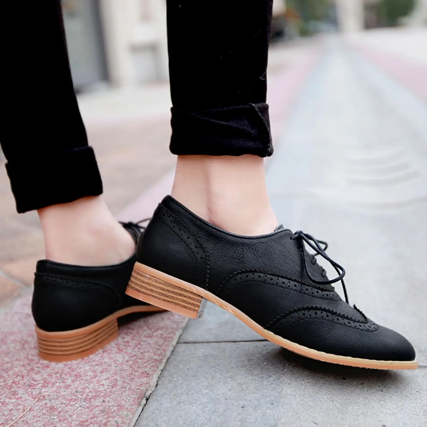 Vintage Wingtip Oxfords Chunky Low Heels Brogues Lace Up Round Toe Pump Dress Shoes