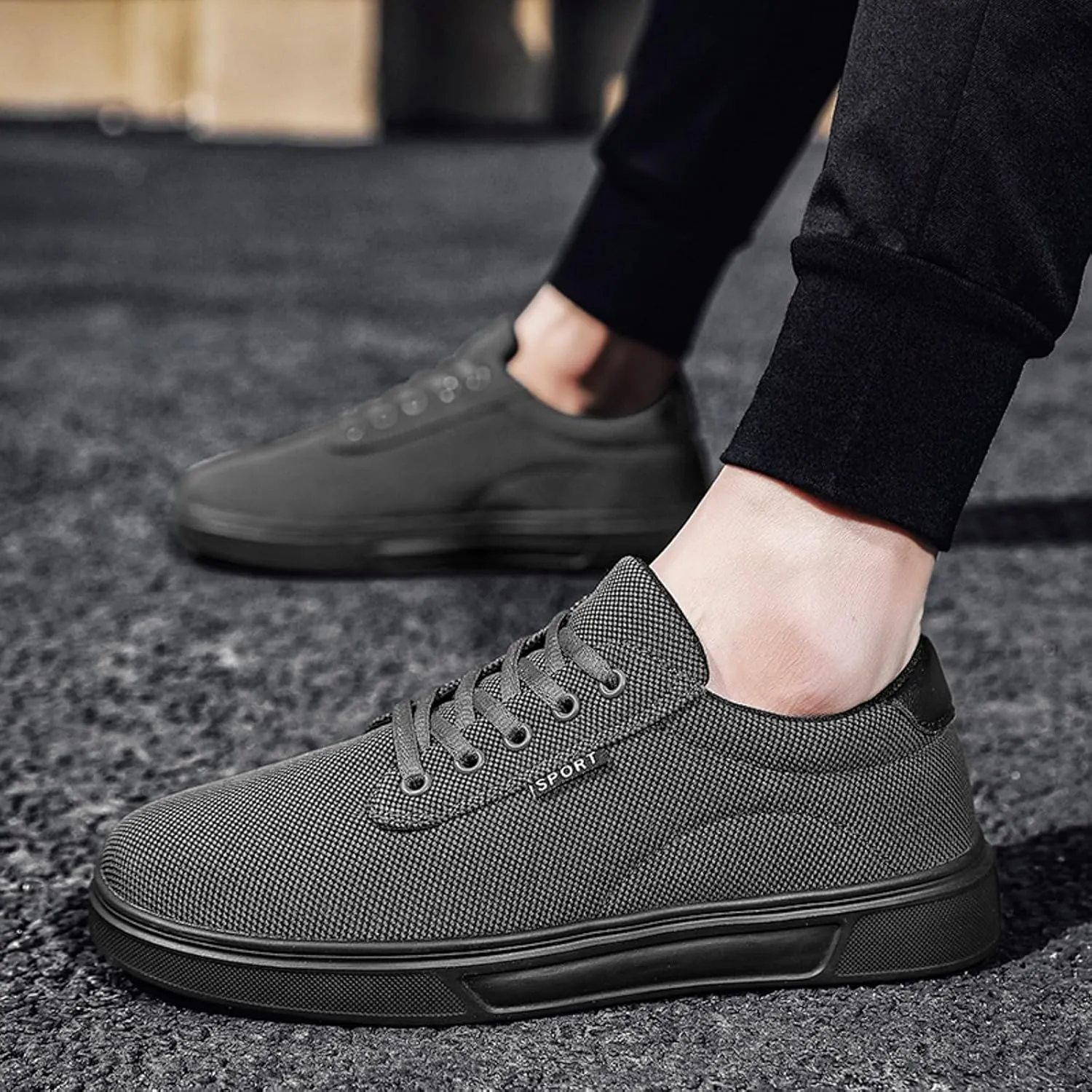 Walking Shoes Tennis Comfortable Men Casual Shoes Fashionable and Simple Solid Color New Pattern Flat Bottomed