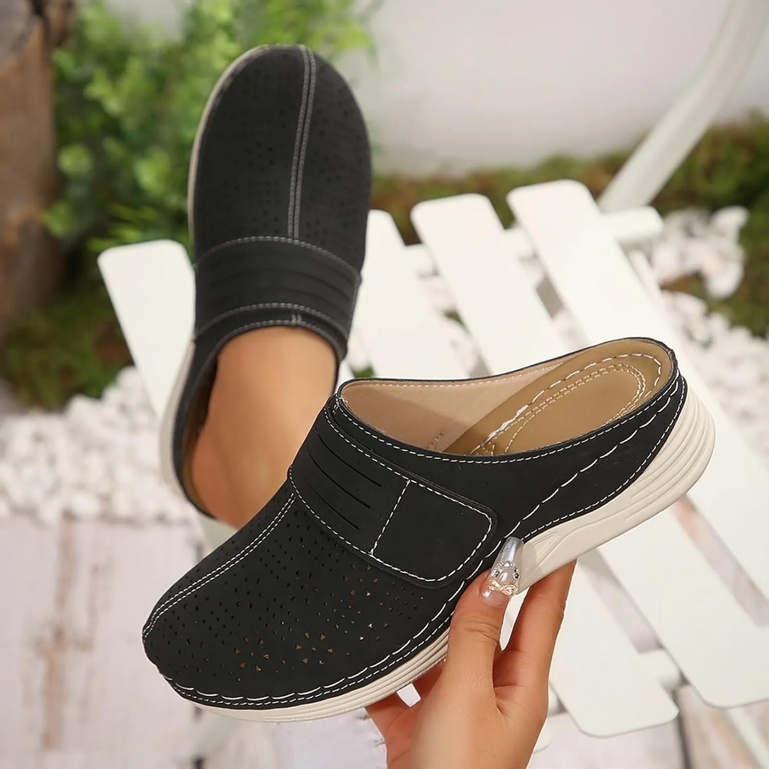 Women's Mules & Clogs Closed Toe Sandals Comfortable Sandals Casual Clogs Non Slip Mules Summer Outdoor Mule with Arch Support