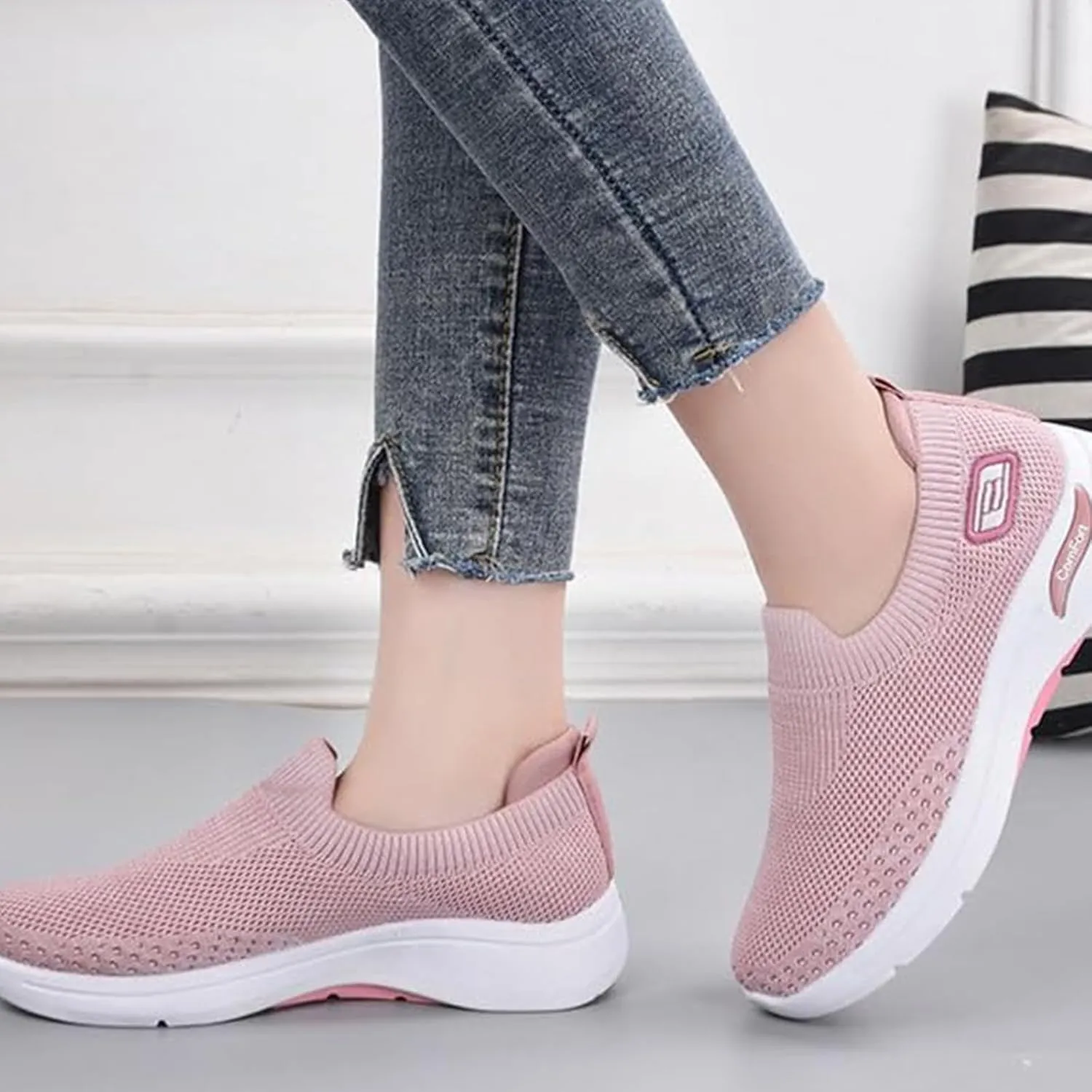 Women's Orthopedic Shoes Lightweight Breathable Knitted Sneakers Casual Comfortable Low Top Work Walking Shoes Fashion Soft Sole Slip On Sneaker with Arch Support