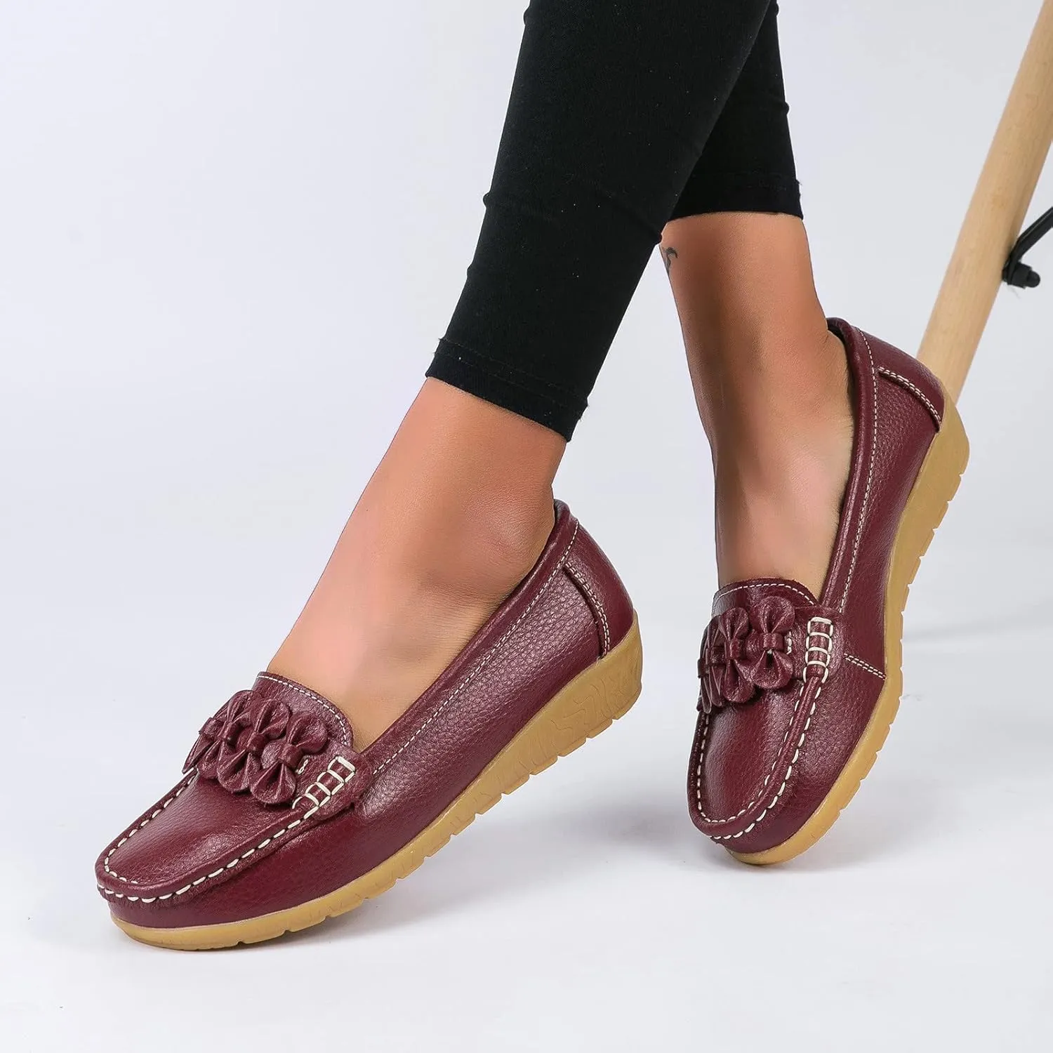 Womens Stretch Flats Casual Lightweight Walking Flats Women's Comfort Penny Loafers with Arch Support