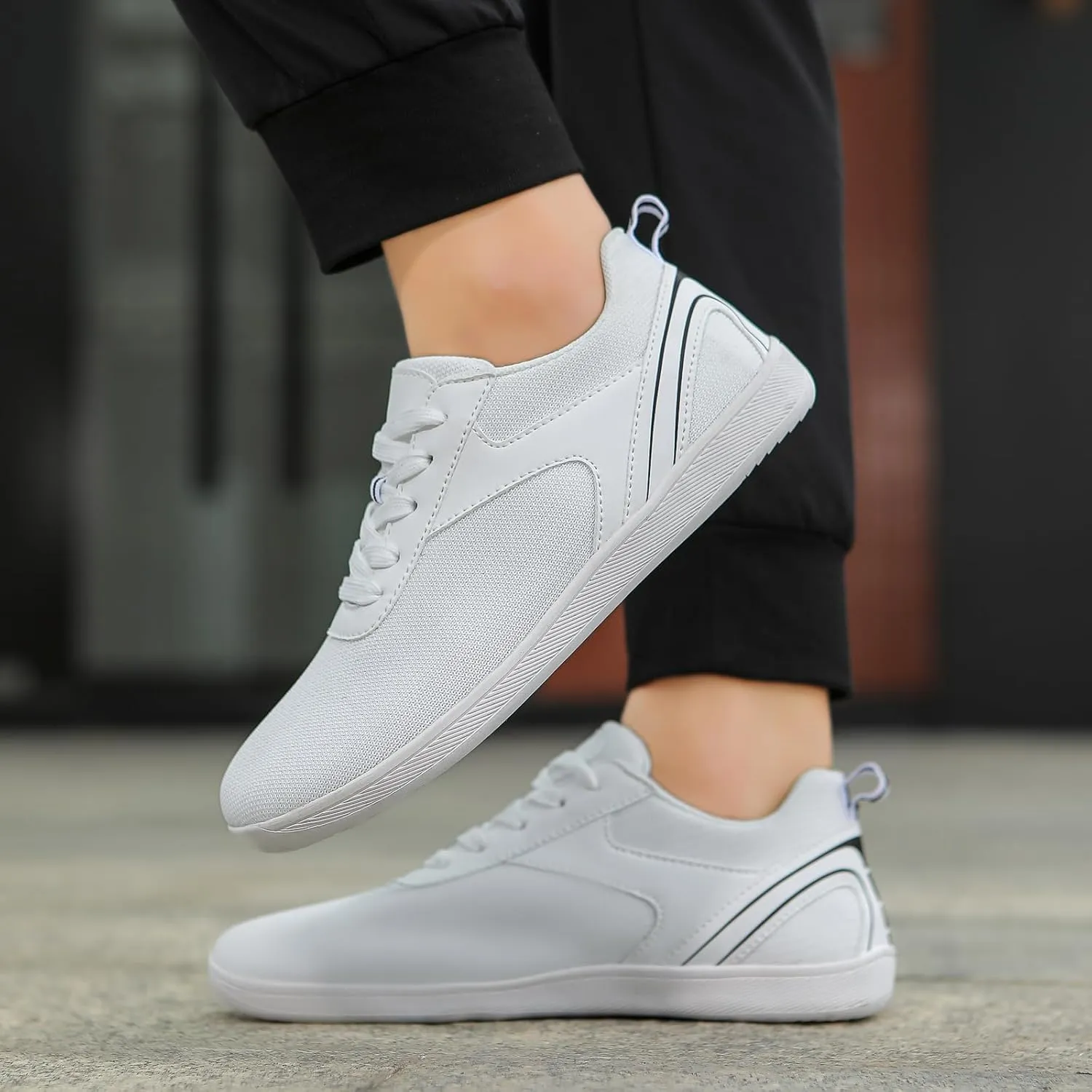 Womens Wide Toe Barefoot Shoes Comfortable Breathable Mesh Minimalist Walking Shoes Trendy Lightweight Slip On Zero Drop Workout Sneakers Casual Athletic Barefoot Sneakers